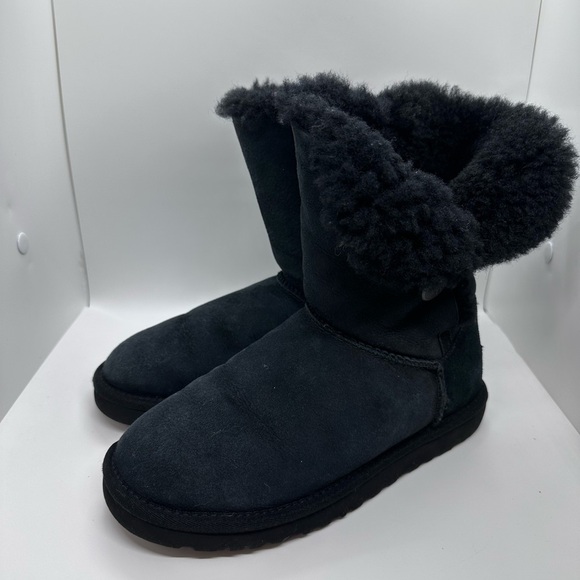 UGG Women's Bailey Button II Black Suede Sheepskin Boots - Picture 2 of 13